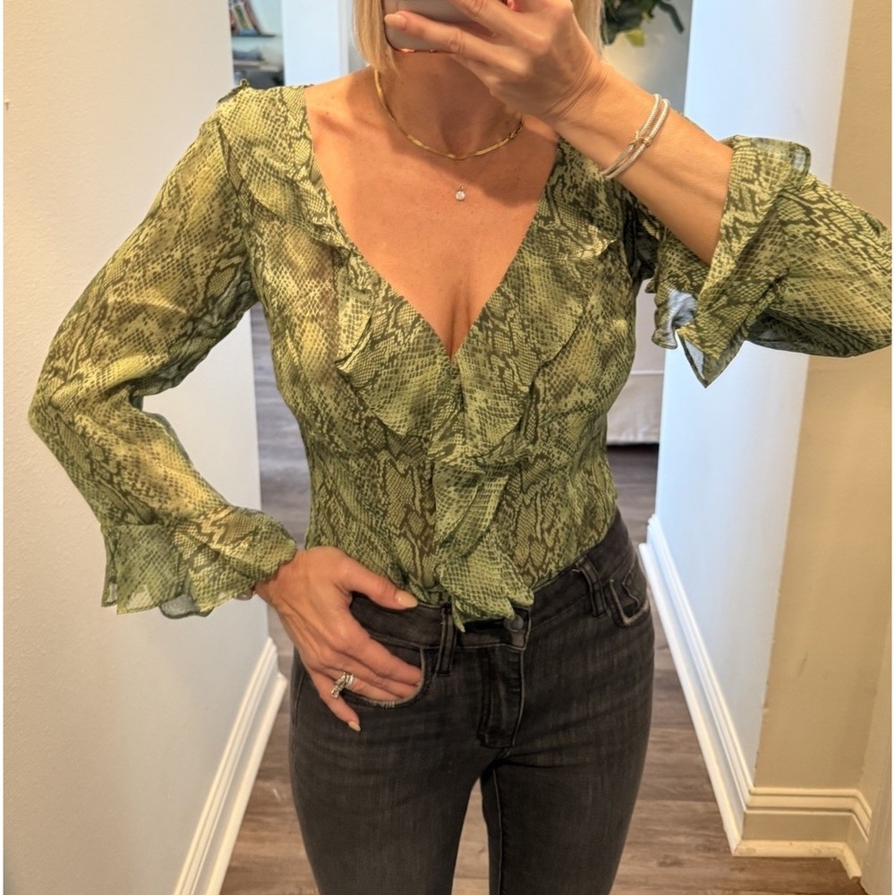 Vintage 90s Y2K Betsey Johnson Green Snakeskin Animal Sheer Ruffle Top Blouse M